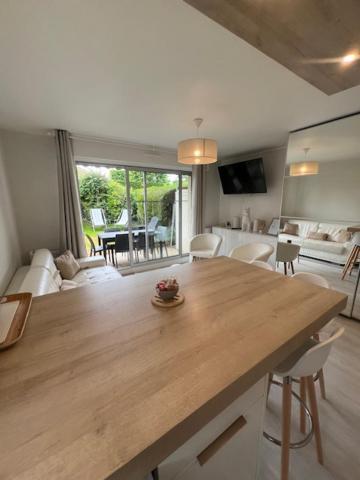 "Magnifique 2 Pieces " 150M Plages Et 500M Centre De Cabourg Exterior foto